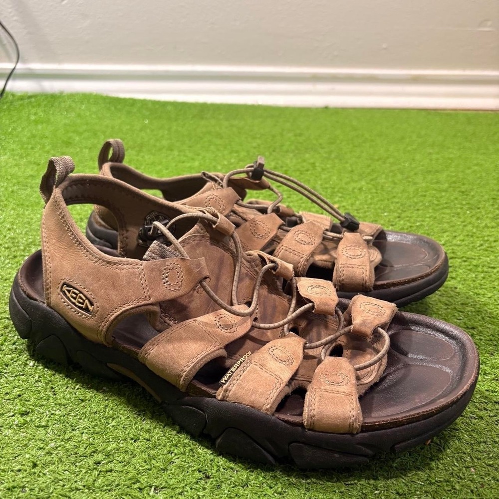 Keen Daytona Men's Size Sz 10 Outdoor Leather Sandals Slip On Hiking Shoes